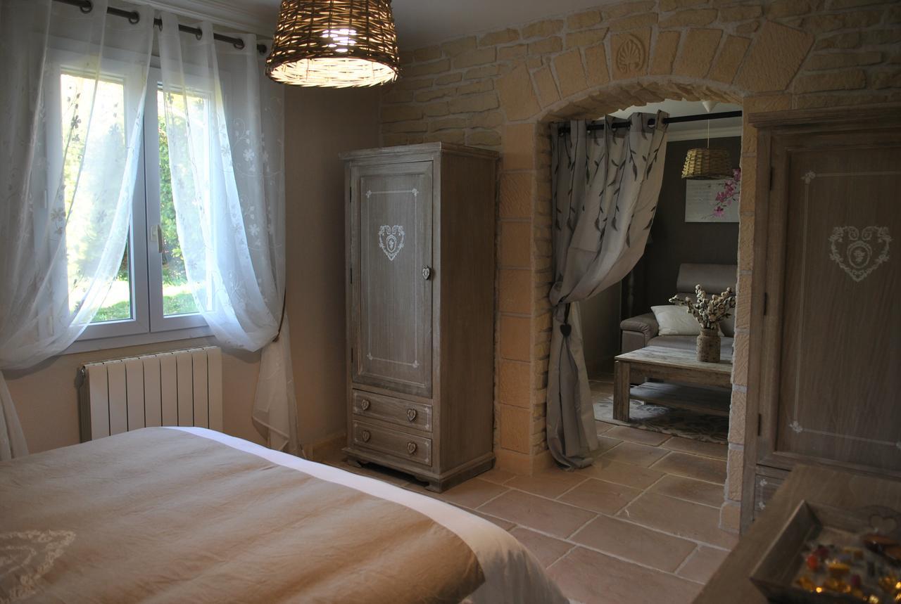 Villa Quinissole Sainte-Anastasie-sur-Issole Екстериор снимка